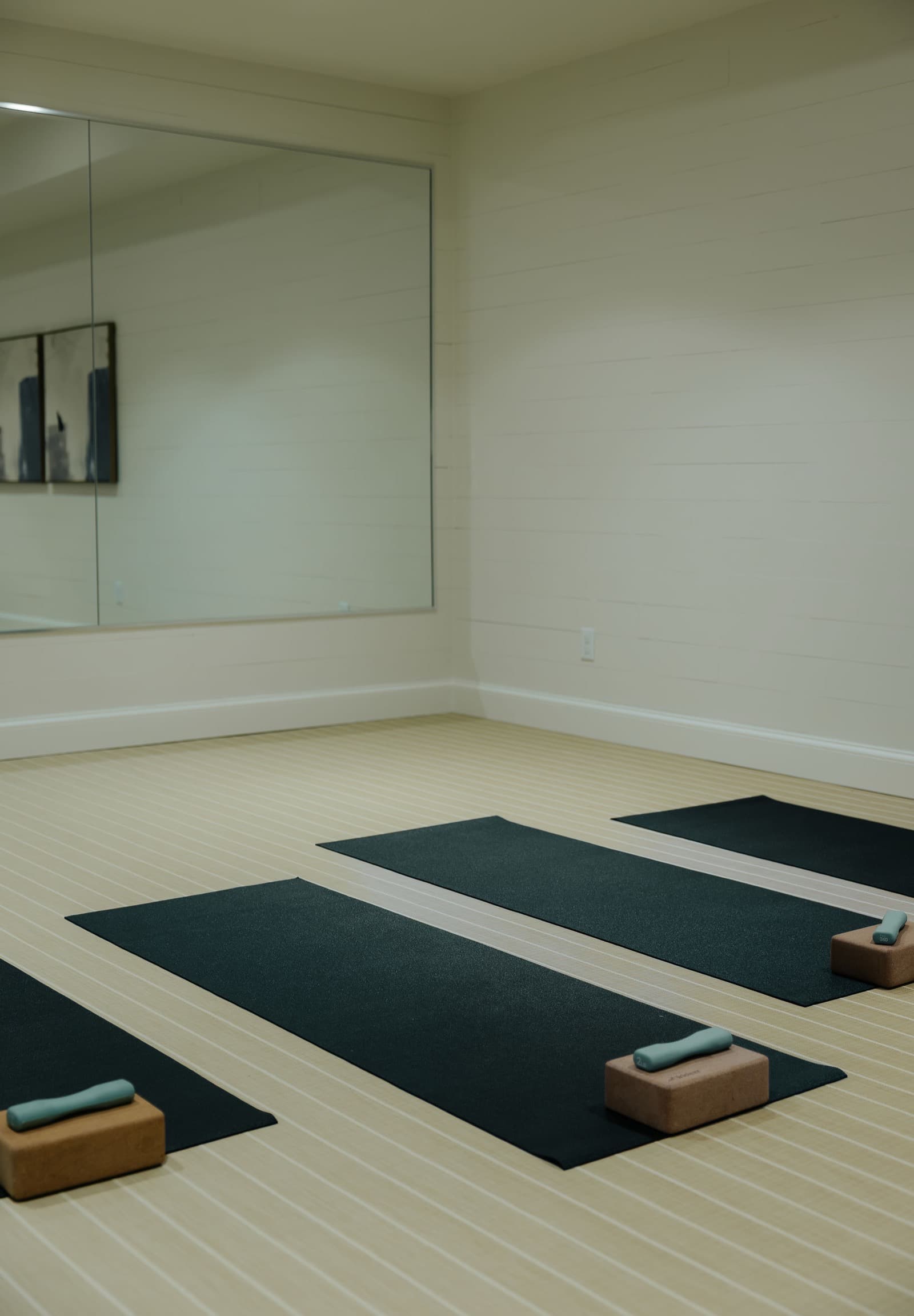 Bright studio space in a Draper Utah home near Corner Canyon